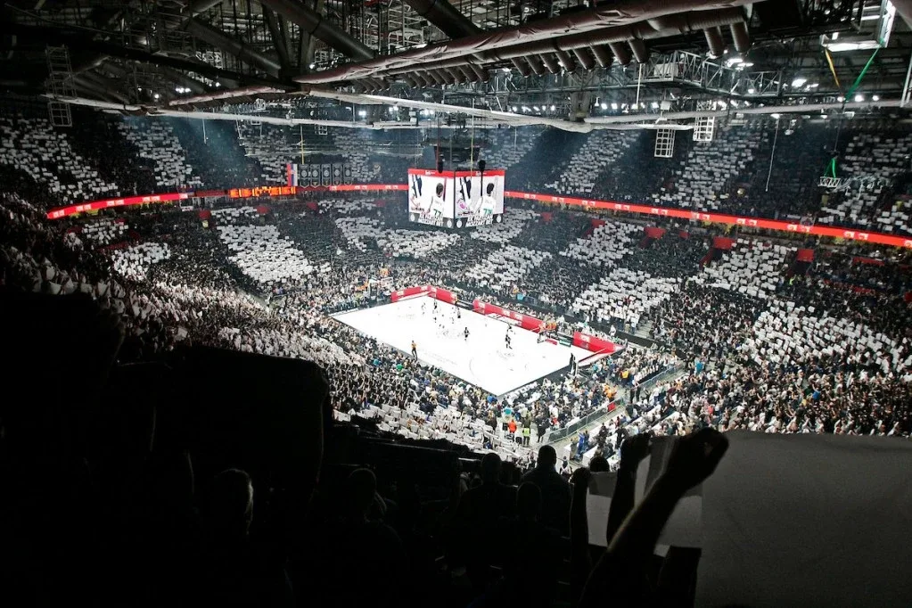 Kakav Partizan? Strašan Partizan! Karlikova rapsodija u Areni: Partizan srušio Armani za idealan početak Evrolige