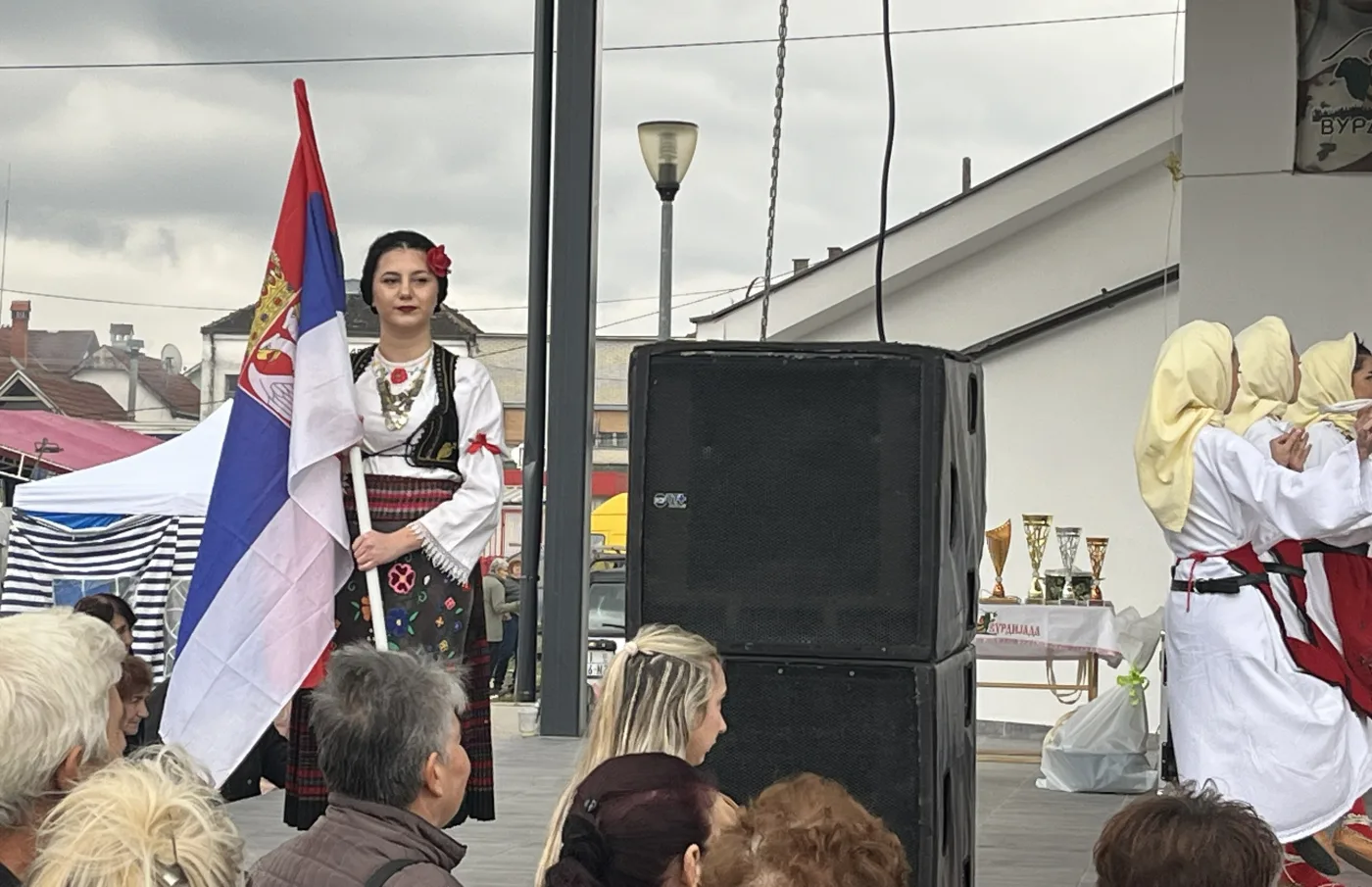 Babušnica u znaku vurde: Dejan Milenković pobednik 14. Vurdijade, za kraj koncert Viki Miljković