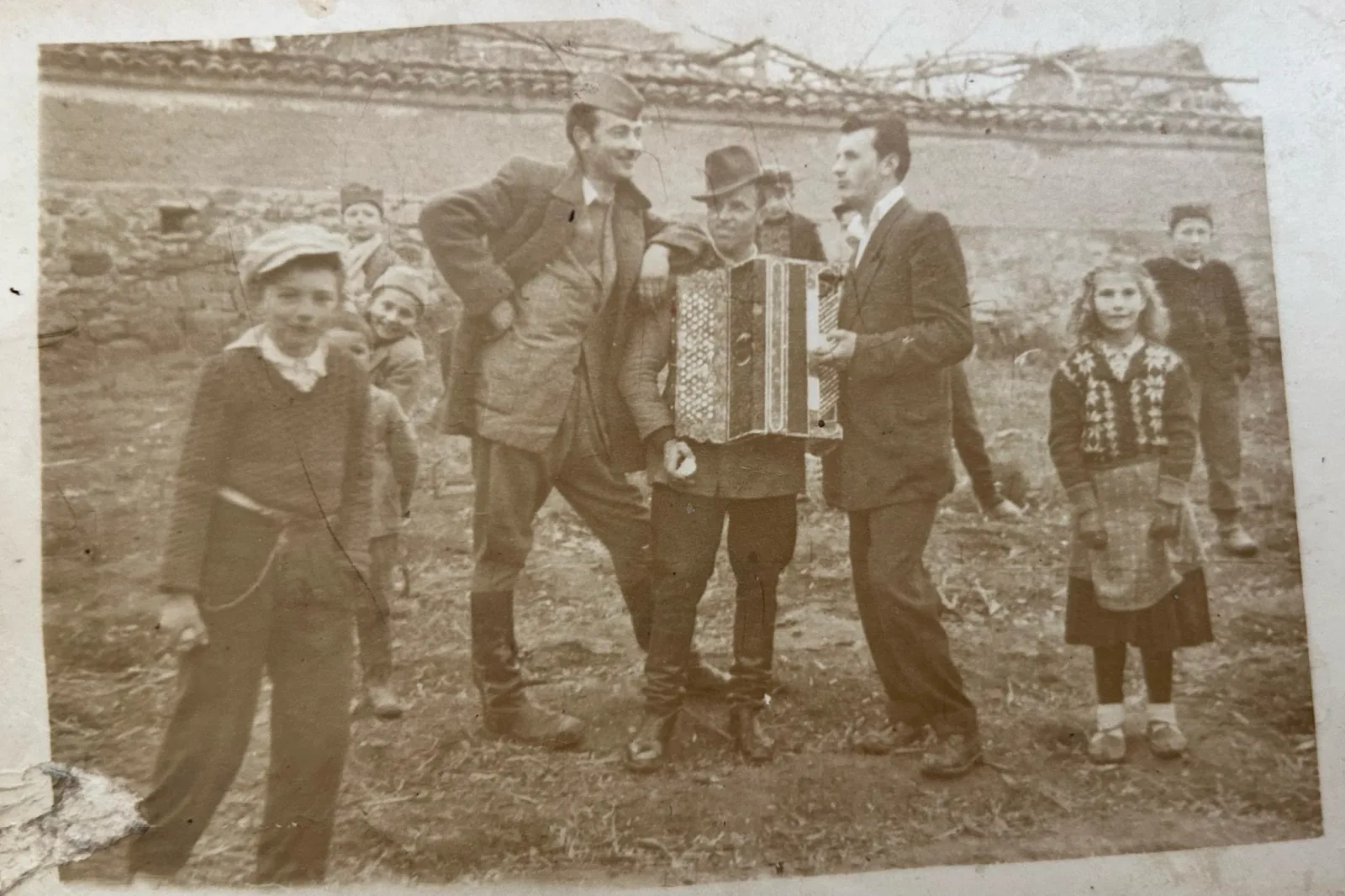 БАБУШНИЦА НАКОН ДРУГОГ СВЕТСКОГ РАТА — fotografija 1