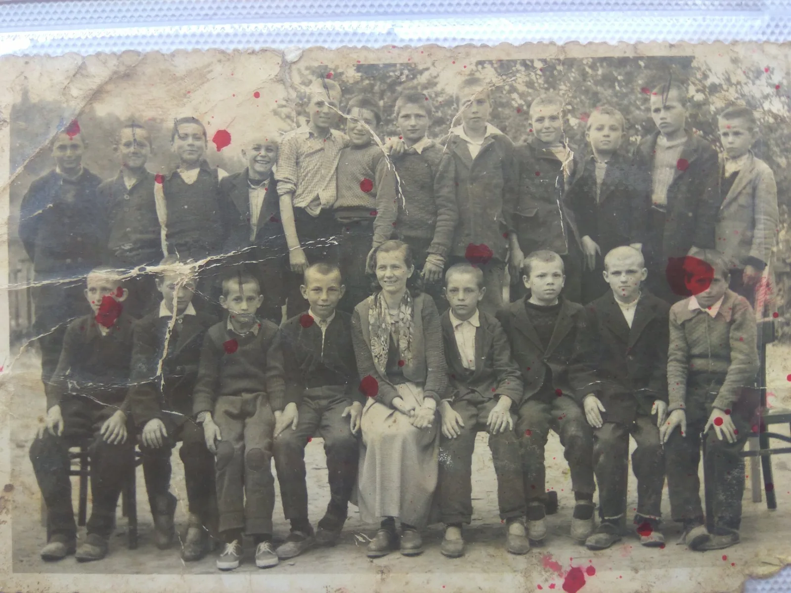 ЛУЖНИЧКА СЕЛА КОЈА НЕСТАЈУ — БЕРИН ИЗВОР — ШКОЛА У БЕРИН ИЗВОРУ — fotografija 10