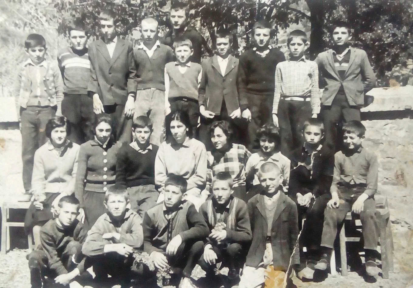ЛУЖНИЧКА СЕЛА КОЈА НЕСТАЈУ — БЕРИН ИЗВОР — ШКОЛА У БЕРИН ИЗВОРУ — fotografija 5