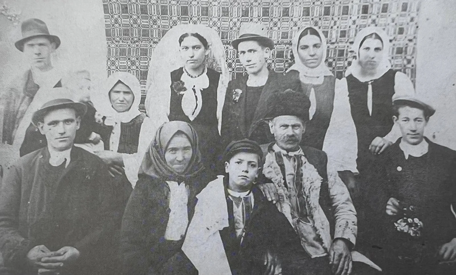 OПАНЧАРСКИ ЗАНАТ У ЛУЖНИЦИ — fotografija 1