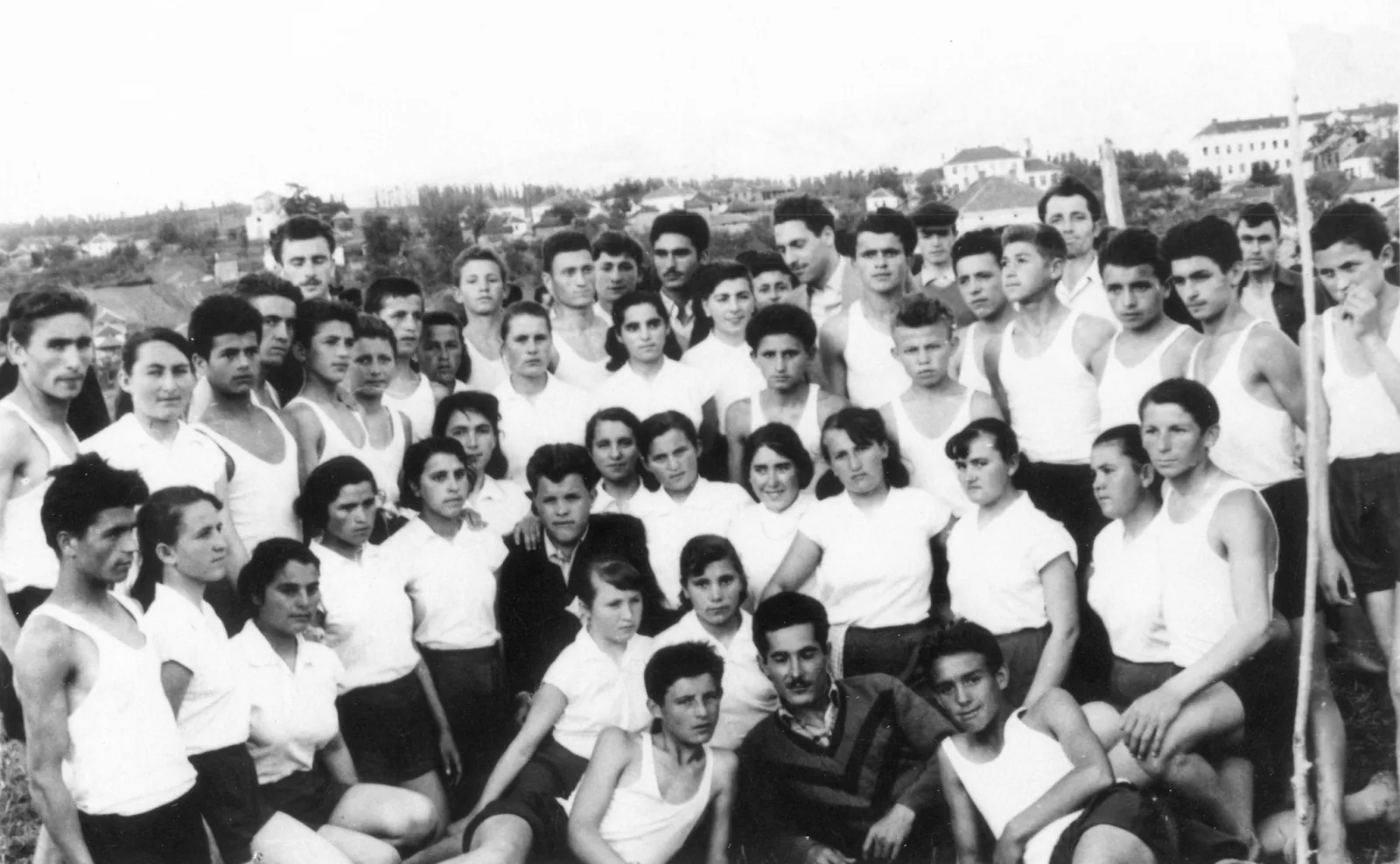ДОМ ДЕЦЕ ПАЛИХ БОРАЦА У БАБУШНИЦИ — Основан јуна 1955. Године, а почео је са радом септембра исте године. — fotografija 1