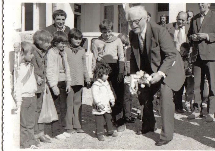 ПОСЕТА НАРОДНОГ ХЕРОЈА ЖИВОЈИНА НИКОЛИЋА „БРКЕ“ СТОЛУ 1983. ГОДИНЕ