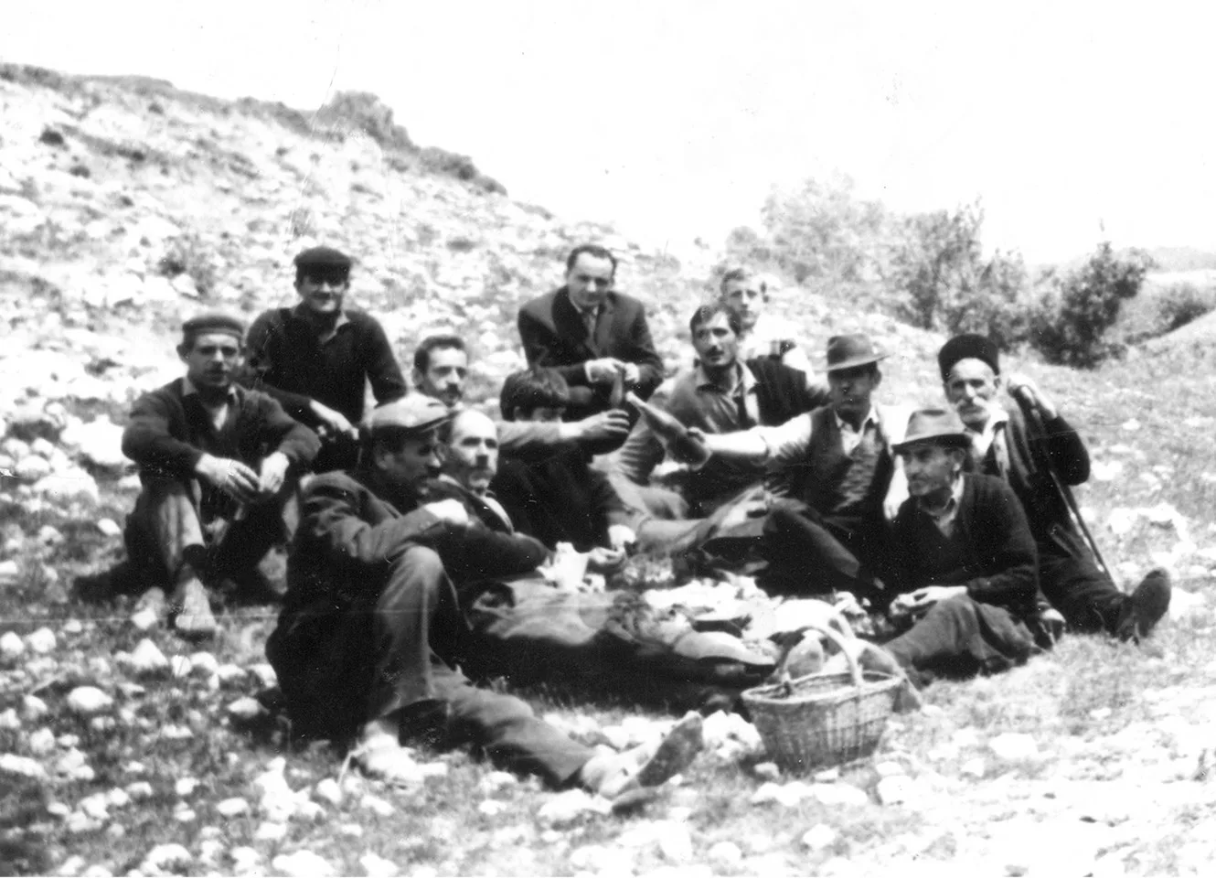 ИЗГРАДЊА ВОДОВОДА У СЕЛУ ВОЈНИЦИ ОД 1954. ДО 1966. ГОДИНЕ