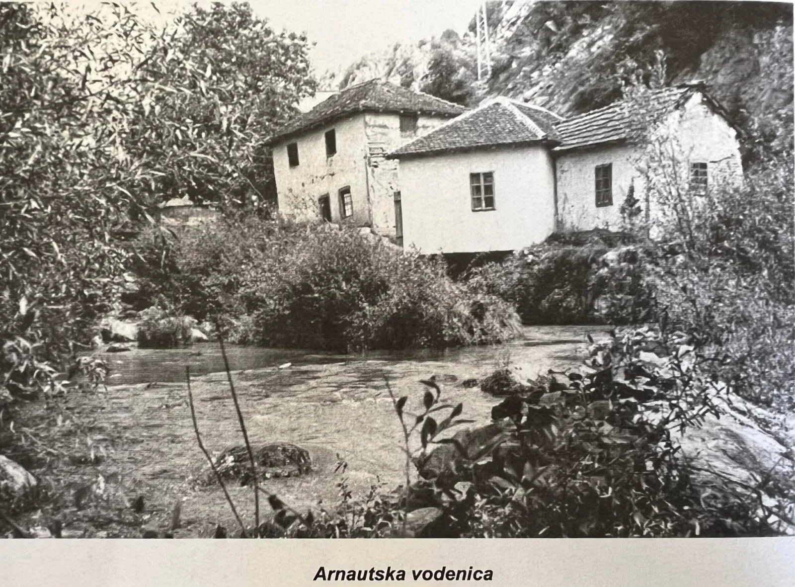 ЉУБЕРАЂА - СЕЛО ПРИРОДНИХ ЛЕПОТА И НЕКАДАШЊИ ЗАНАТСКИ ЦЕНТАР ЈУГА СРБИЈЕ — fotografija 1